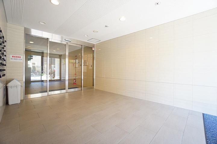 ブリランテ都島の外観・駐車場イメージ2枚目