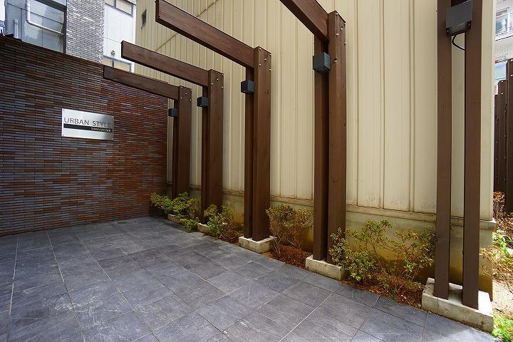 アーバンスタイル心斎橋の外観・駐車場イメージ2枚目