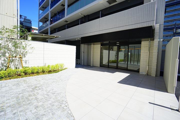 gm難波ウエストD.C.の外観・駐車場イメージ2枚目